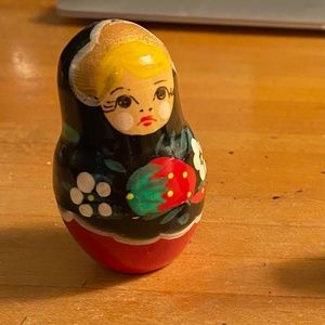 Russian Matroyshas (nesting dolls)